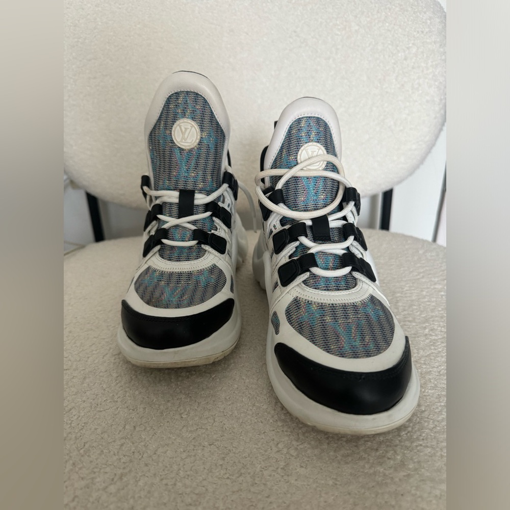 LV sneakers